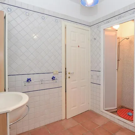 Awesome In With Kitchenette Holiday home *