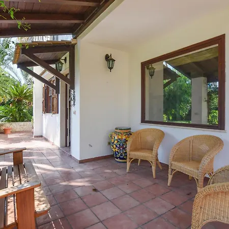 Awesome In With Kitchenette Holiday home Marina di Ragusa
